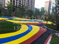 蘇州住宅區(qū)畫(huà)彩色道路劃線的找誰(shuí)設(shè)計(jì)規(guī)范施工？
