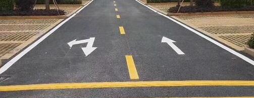 企業(yè)廠區(qū)道路劃線首選——江蘇中穎，專業(yè)、優(yōu)質(zhì)，讓安全出行無憂
