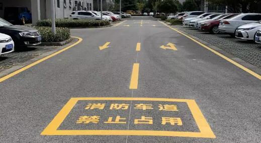 合肥廠區(qū)地面劃線標(biāo)準(zhǔn)？標(biāo)準(zhǔn)與實踐的全面解析
